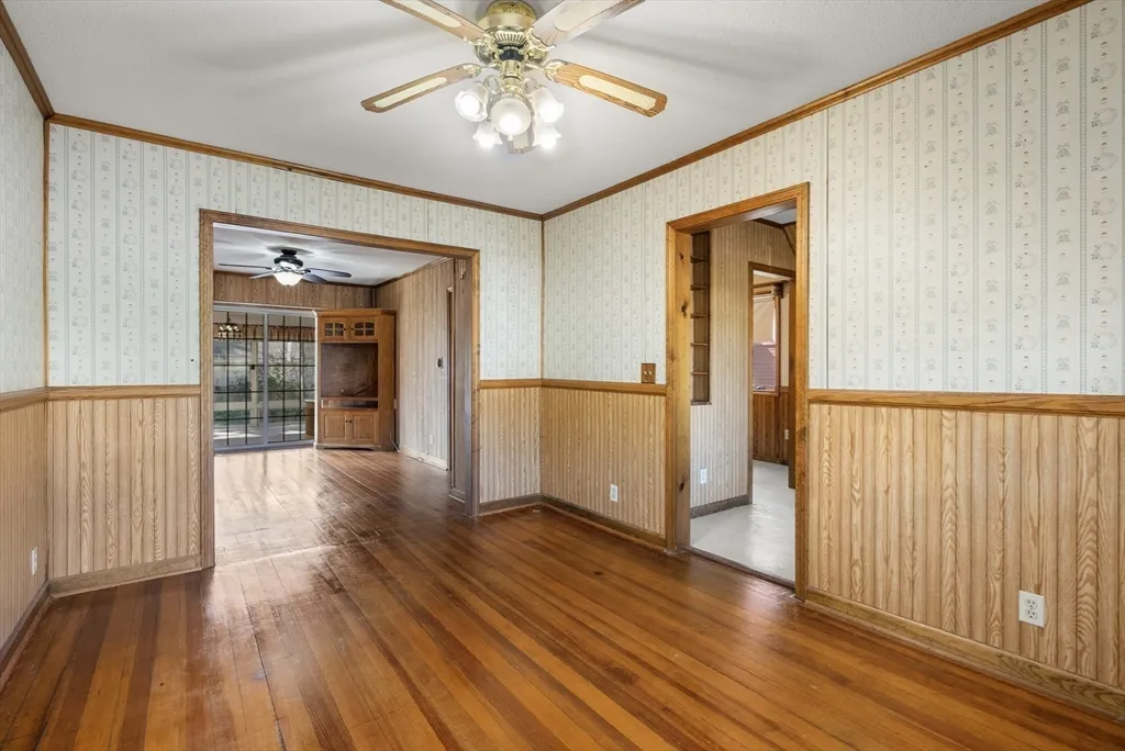 3 bed, 1 bath apartment for rent at 358 East St Unit 358, Ludlow — photo 5 of 10