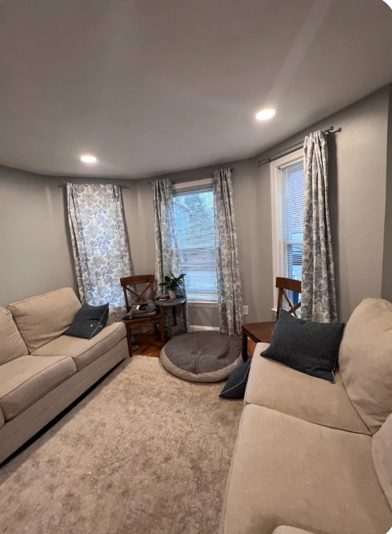 2 bed, 1 bath apartment for rent at 359-361 Western Ave Unit 1, Riverside — photo 1 of 12