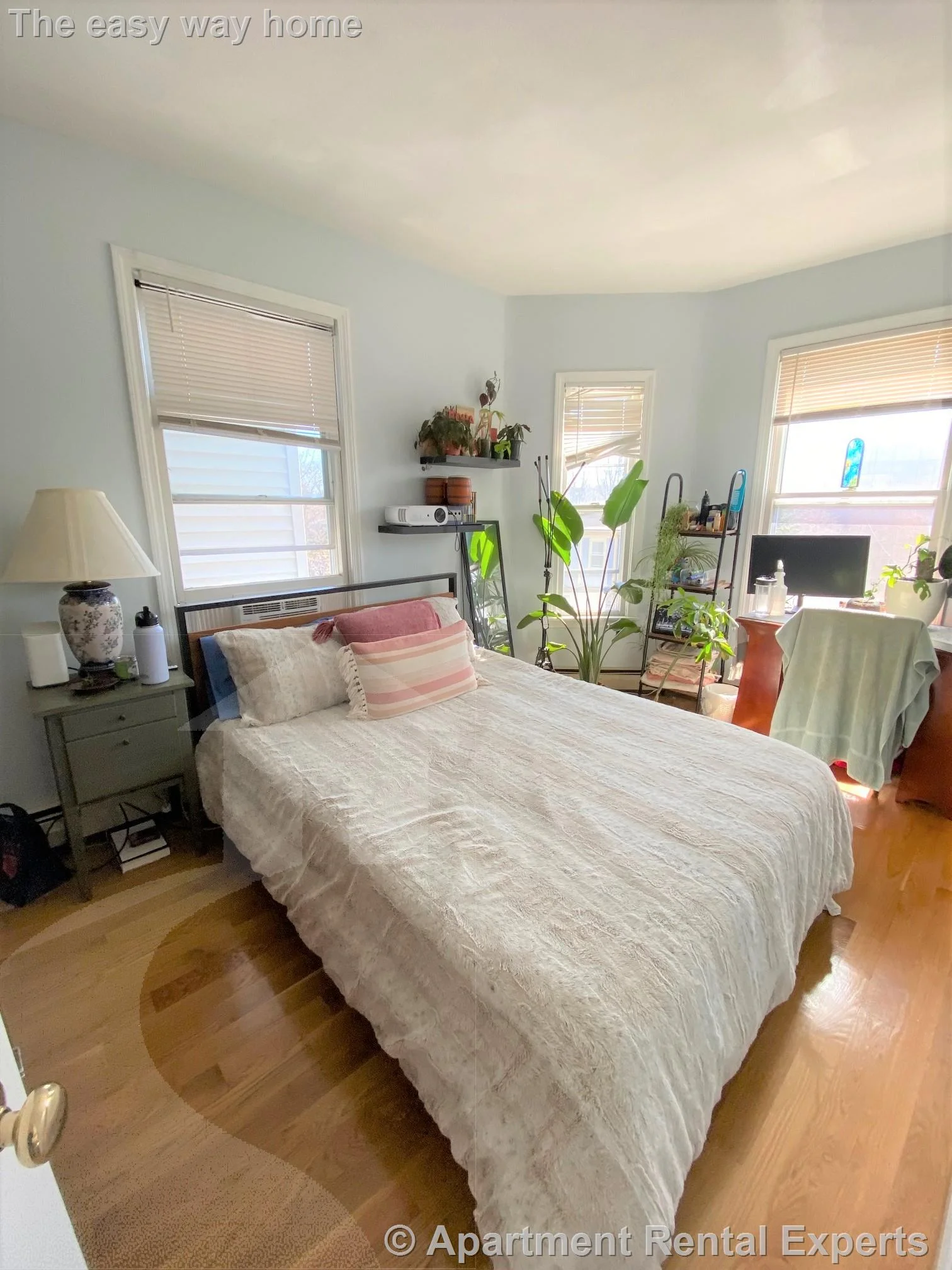 3 bed, 1 bath apartment for rent at 359-361 Western Ave Unit 3, Cambridgeport — photo 4 of 12