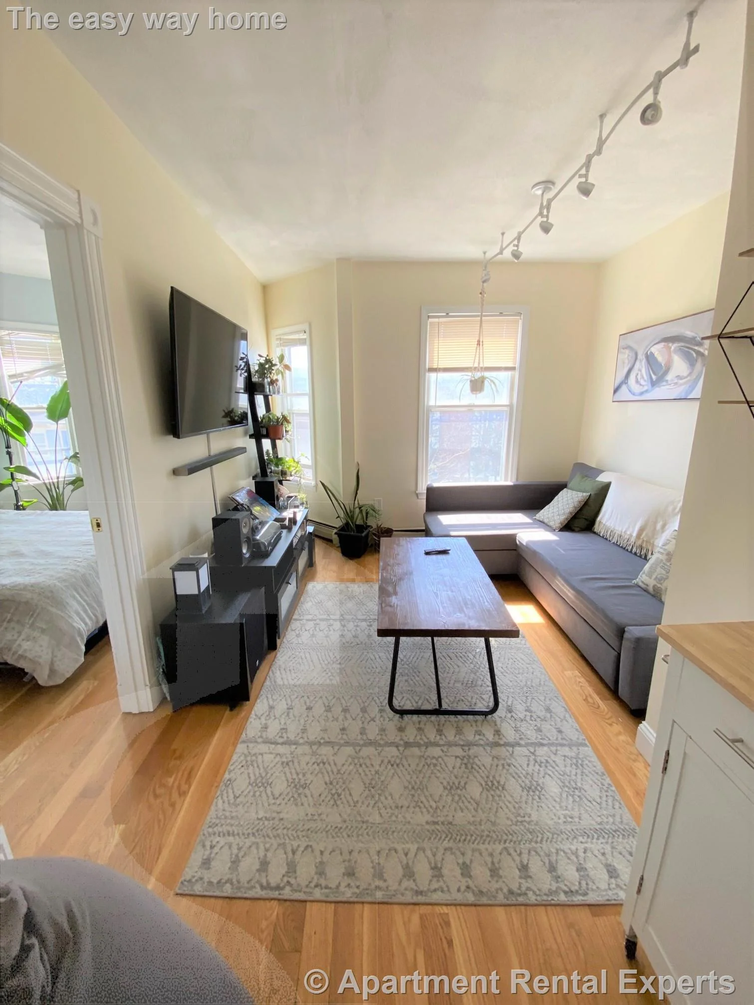 3 bed, 1 bath apartment for rent at 359-361 Western Ave Unit 3, Cambridgeport — photo 3 of 12