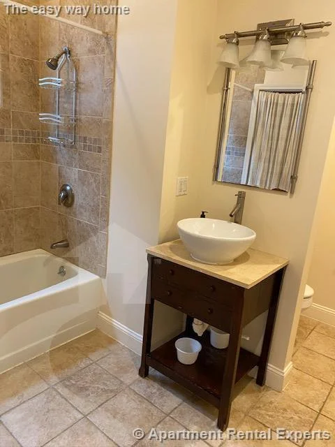 3 bed, 1 bath apartment for rent at 359 Highland Ave Unit 2, Davis Square — photo 10 of 13