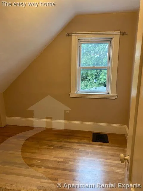 3 bed, 1 bath apartment for rent at 359 Highland Ave Unit 2, Davis Square — photo 13 of 13