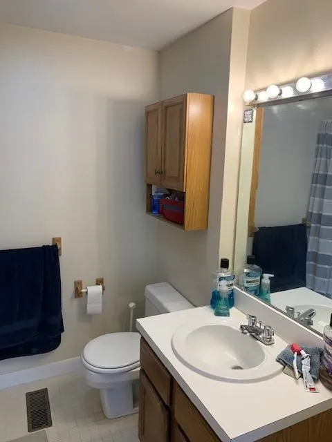 2 bed, 1 bath apartment for rent at 359 West Fourth St Unit 3, South Boston — photo 11 of 16