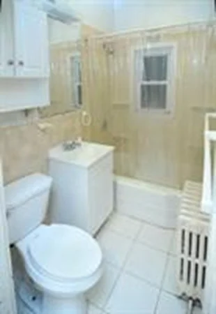 1 bed, 1 bath apartment for rent at 35A Harvard St Unit 1, Coolidge Corner — photo 4 of 6