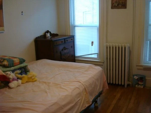 1 bed, 1 bath apartment for rent at 35A Harvard St Unit 1, Coolidge Corner — photo 5 of 6