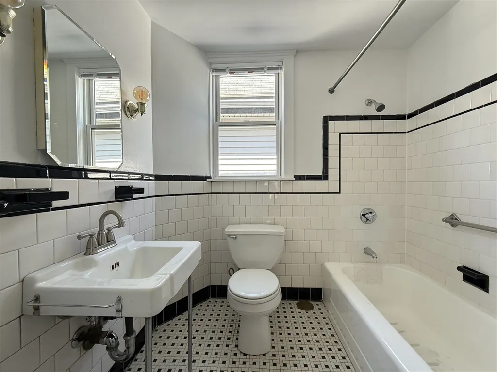 2 bed, 1 bath apartment for rent at 35A Kingston St Unit 2F, Davis Square — photo 9 of 11