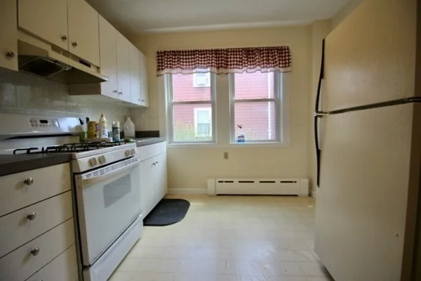 2 bed, 1 bath apartment for rent at 36-38 Dartmouth St Unit 36, East Arlington — photo 8 of 24