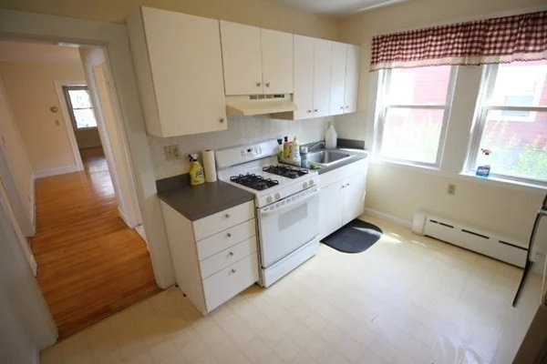 2 bed, 1 bath apartment for rent at 36-38 Dartmouth St Unit 36, East Arlington — photo 6 of 24