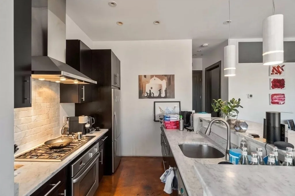 1 bed, 1 bath apartment for rent at 36 A St Unit 4A, South Boston — photo 4 of 10