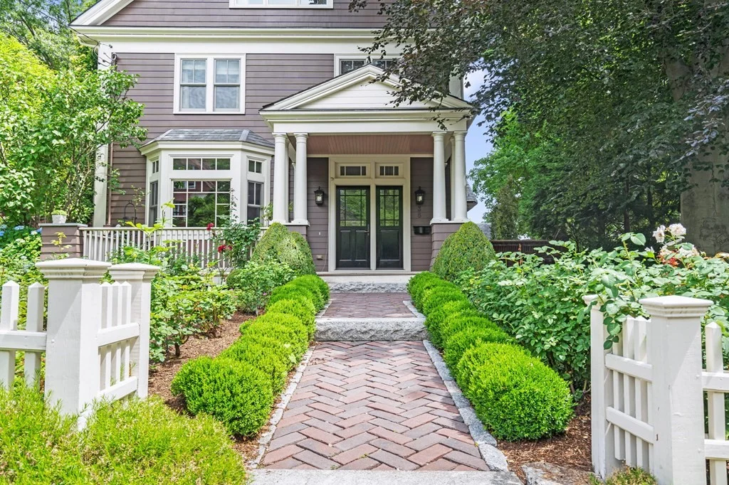 4 bed, 3 bath apartment for rent at 36 Allerton St, Brookline Village — photo 1 of 24
