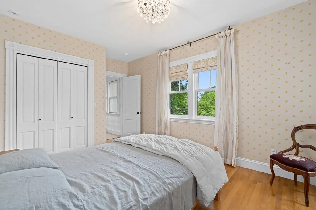 4 bed, 3 bath apartment for rent at 36 Allerton St, Brookline Village — photo 9 of 24