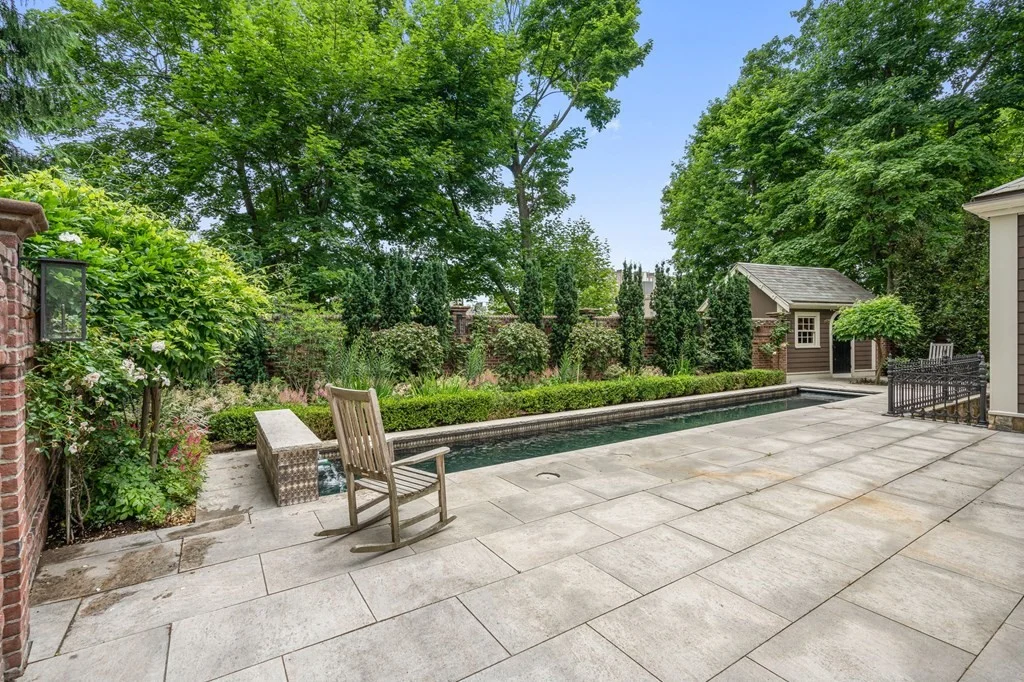4 bed, 3.5 bath apartment for rent at 36 Allerton St Unit Brookline, Brookline Village — photo 23 of 24
