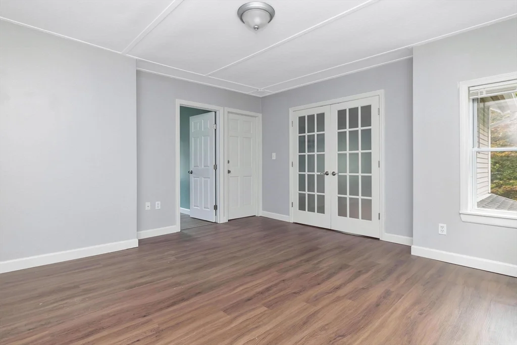 3 bed, 1 bath apartment for rent at 36 Ames Ave Unit 2, West Springfield — photo 9 of 28