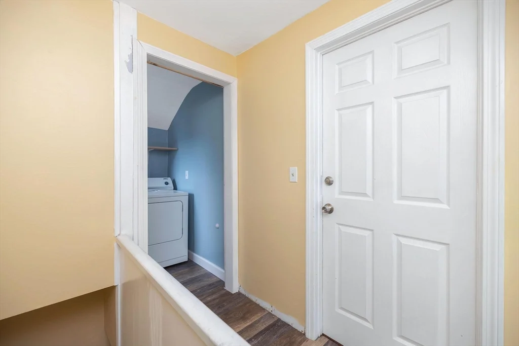 3 bed, 1 bath apartment for rent at 36 Ames Ave Unit 2, West Springfield — photo 22 of 28