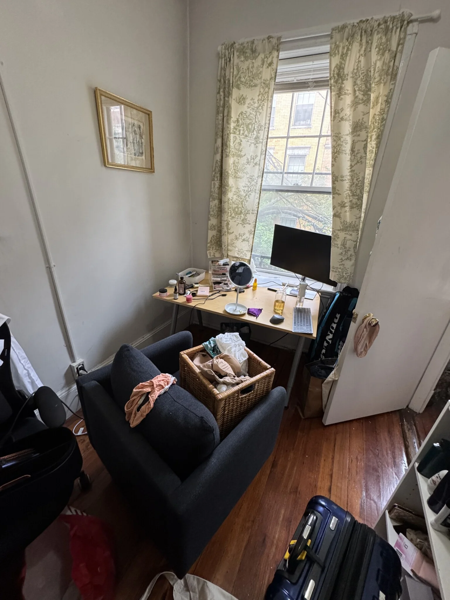 2 bed, 1 bath apartment for rent at 36 Anderson Unit 3, Beacon Hill — photo 4 of 11