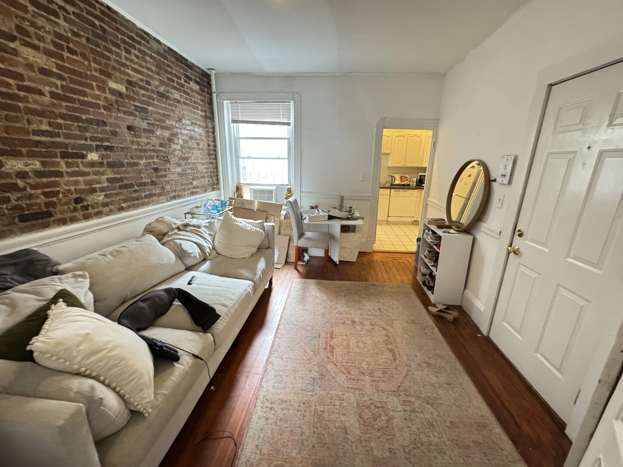 2 bed, 1 bath apartment for rent at 36 Anderson Unit 3, Beacon Hill — photo 5 of 11