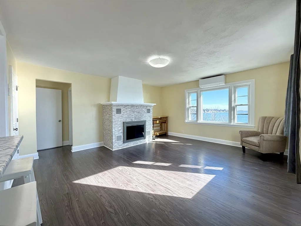 3 bed, 1 bath apartment for rent at 36 Annavoy Unit 2, East Boston — photo 7 of 25