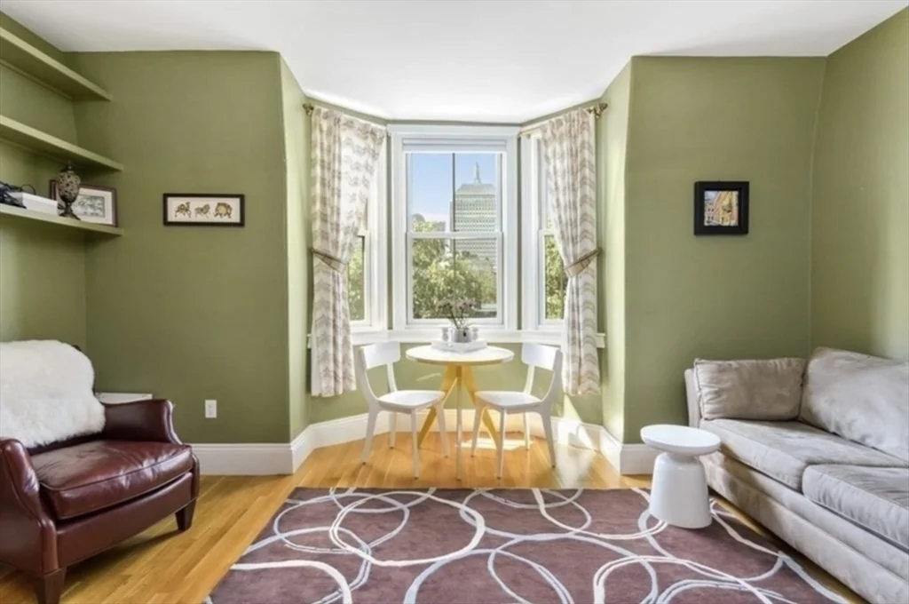 1 bed, 1 bath apartment for rent at 36 Appleton Unit 4, South End