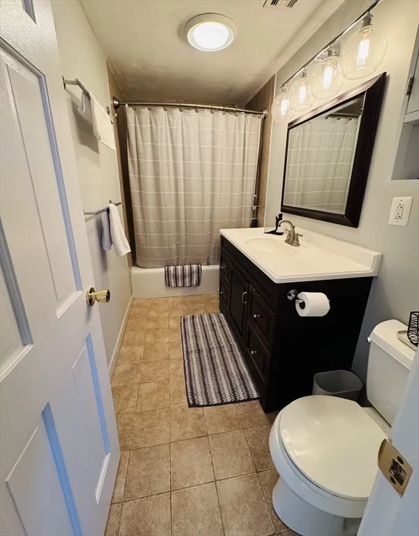 2 bed, 1.5 bath apartment for rent at 36 Ashley St Unit 3, East Boston — photo 8 of 10