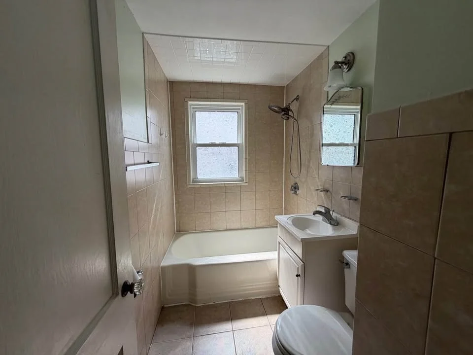 2 bed, 1 bath apartment for rent at 36 Barstow St Unit 1, Salem — photo 5 of 8