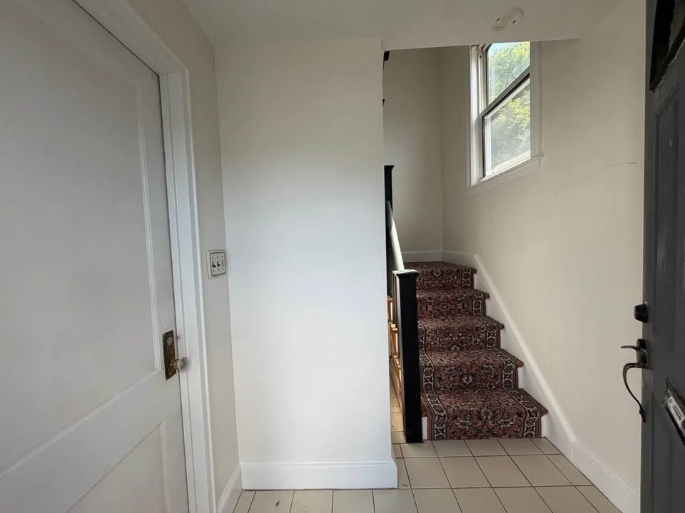 2 bed, 1 bath apartment for rent at 36 Barstow St Unit 1, Salem — photo 3 of 8