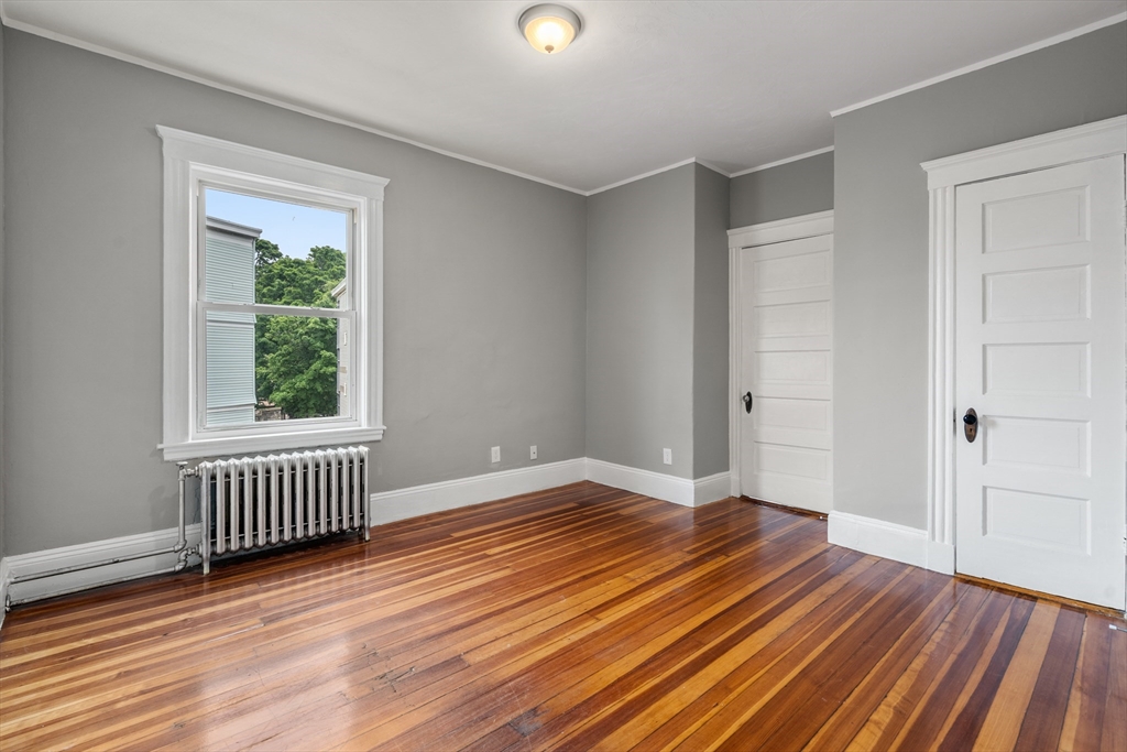 3 bed, 1 bath apartment for rent at 36 Bellevue Unit 2, Boston — photo 8 of 20