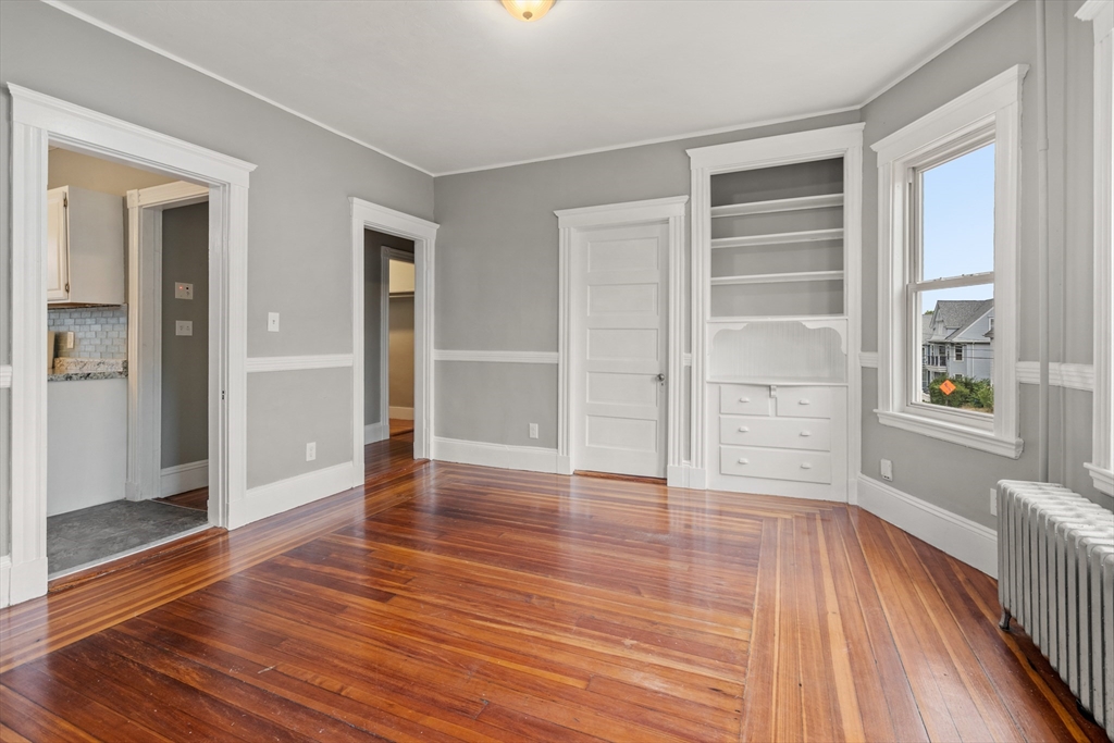 3 bed, 1 bath apartment for rent at 36 Bellevue Unit 2, Boston — photo 11 of 20