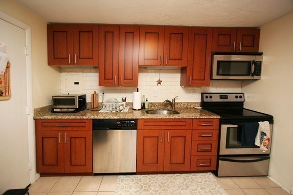 2 bed, 1 bath apartment for rent at 36 Bellvista Rd Unit 14, Brighton — photo 2 of 24
