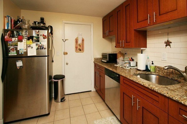 2 bed, 1 bath apartment for rent at 36 Bellvista Rd Unit 14, Brighton — photo 3 of 24