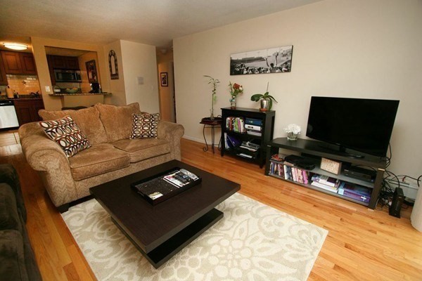 2 bed, 1 bath apartment for rent at 36 Bellvista Rd Unit 14, Brighton — photo 10 of 24