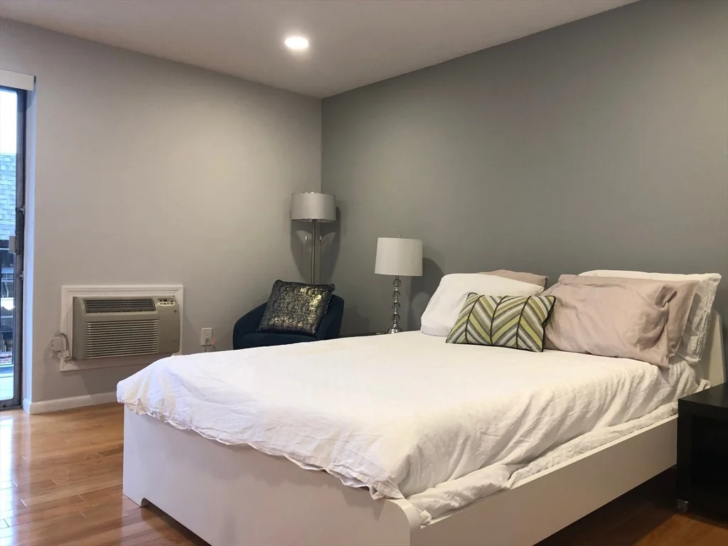 Studio bed, 1 bath apartment for rent at 36 Bellvista Rd Unit 32, Brighton — photo 6 of 11
