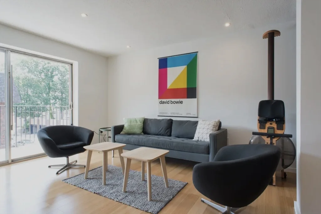 2 bed, 1 bath apartment for rent at 36 Bellvista Rd Unit 33, Brighton — photo 4 of 18