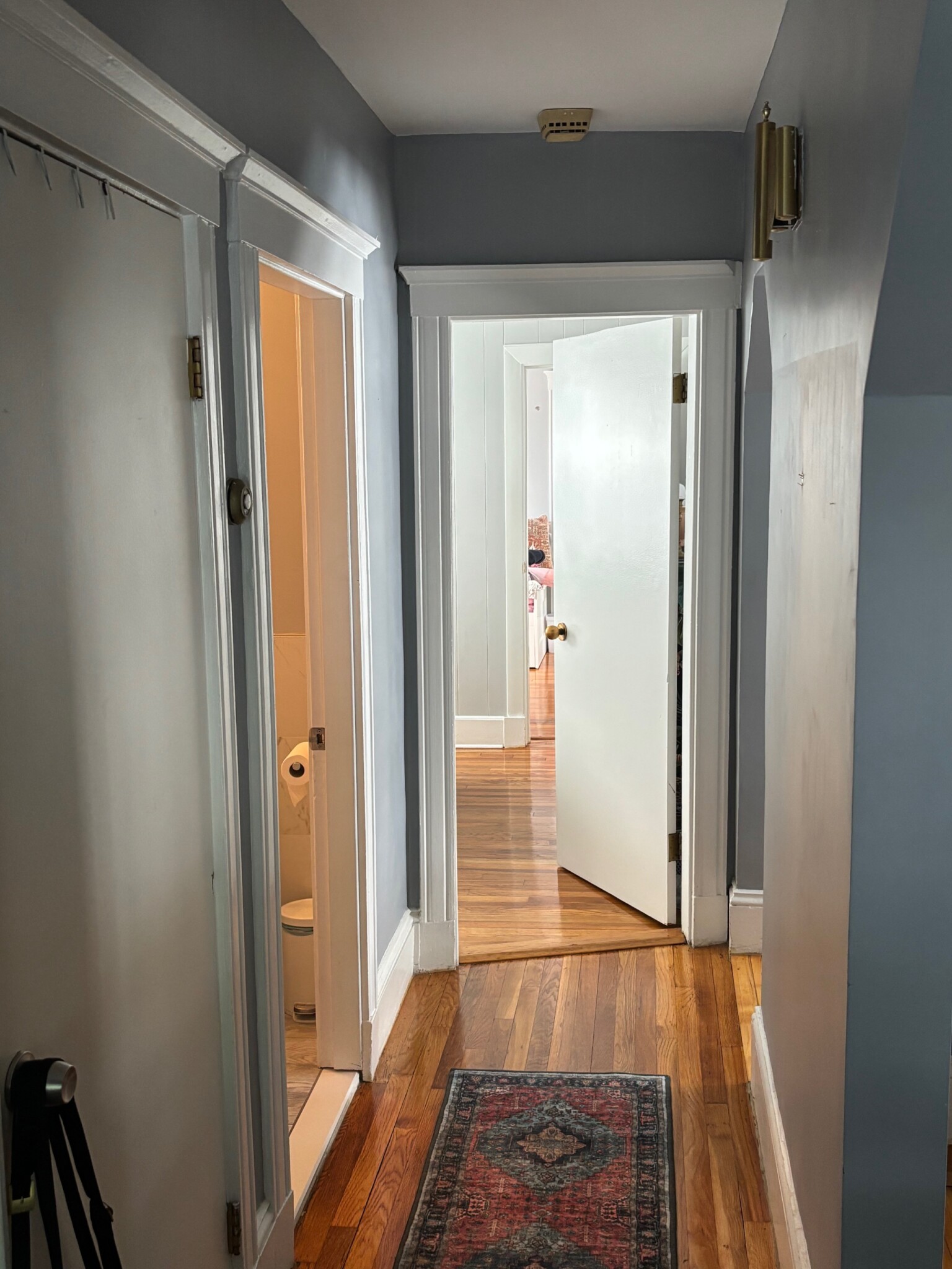 2 bed, 1 bath apartment for rent at 36 Boston Ave Unit 1, Powder House Square — photo 19 of 20