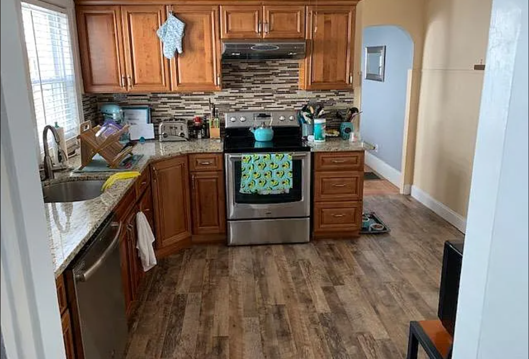 2 bed, 1 bath apartment for rent at 36 Boston Ave Unit 1, Powder House Square — photo 2 of 20