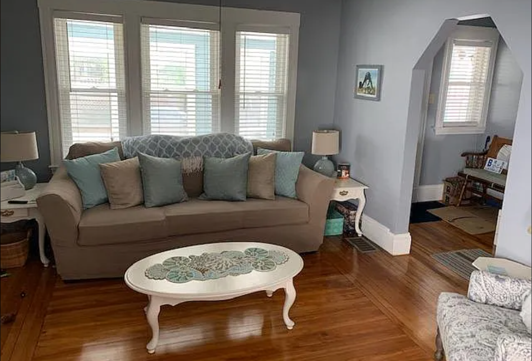 2 bed, 1 bath apartment for rent at 36 Boston Ave Unit 1, Powder House Square — photo 10 of 20