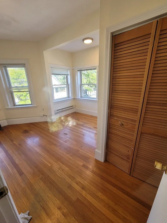 3 bed, 1 bath apartment for rent at 36 Boulevard Ter Unit A5, Brighton — photo 4 of 11