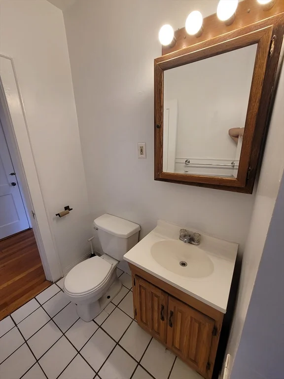 3 bed, 1 bath apartment for rent at 36 Boulevard Ter Unit A5, Brighton — photo 8 of 11