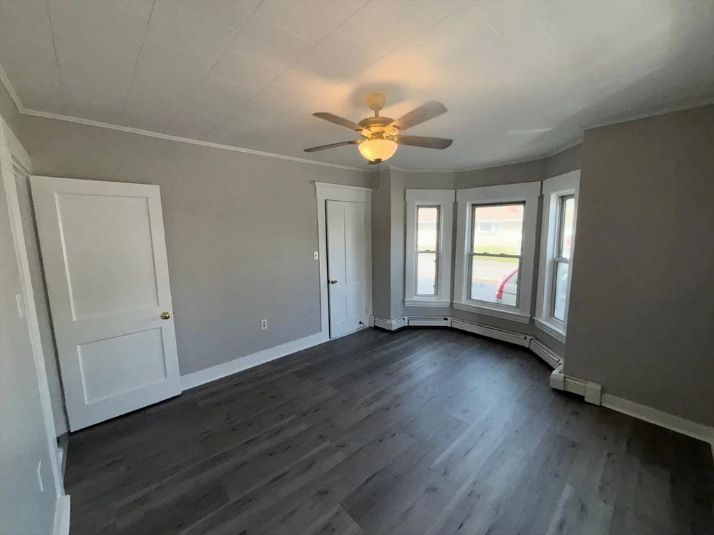 3 bed, 1 bath apartment for rent at 36 Boynton St Unit 1, Manchester — photo 17 of 17