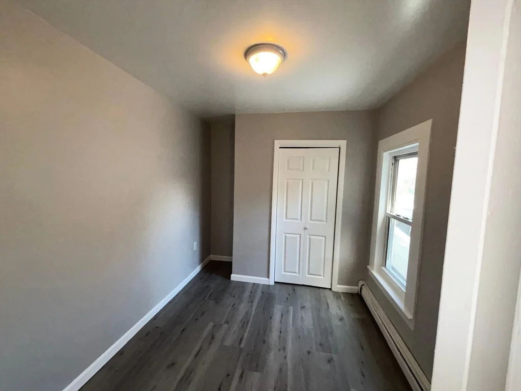 3 bed, 1 bath apartment for rent at 36 Boynton St Unit 1, Manchester — photo 10 of 17