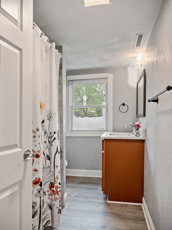 3 bed, 2 bath apartment for rent at 36 Brackett Rd, Ashland — photo 18 of 27