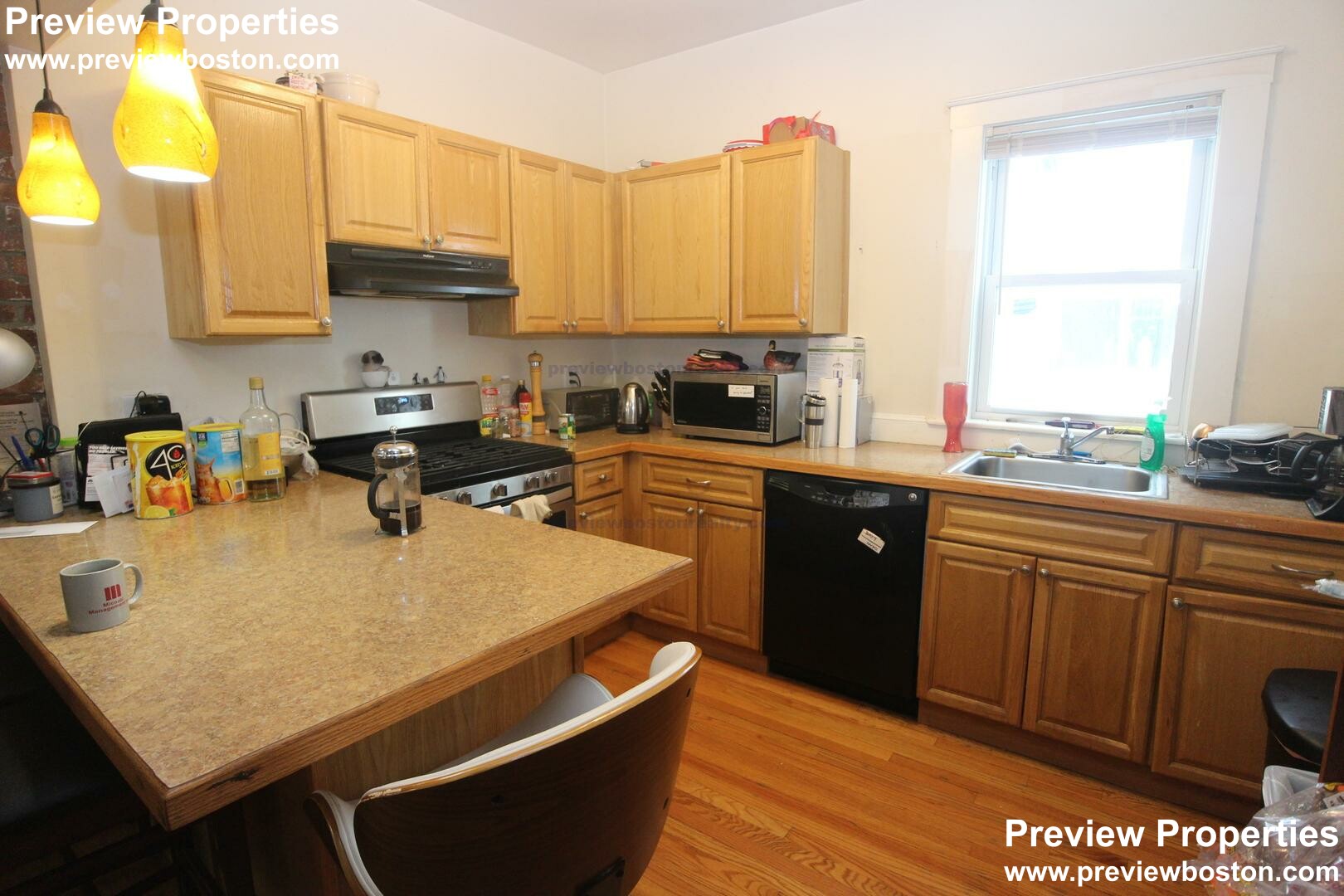 4 bed, 2 bath apartment for rent at 36 Brackett St Unit 3P, Oak Square — photo 10 of 10