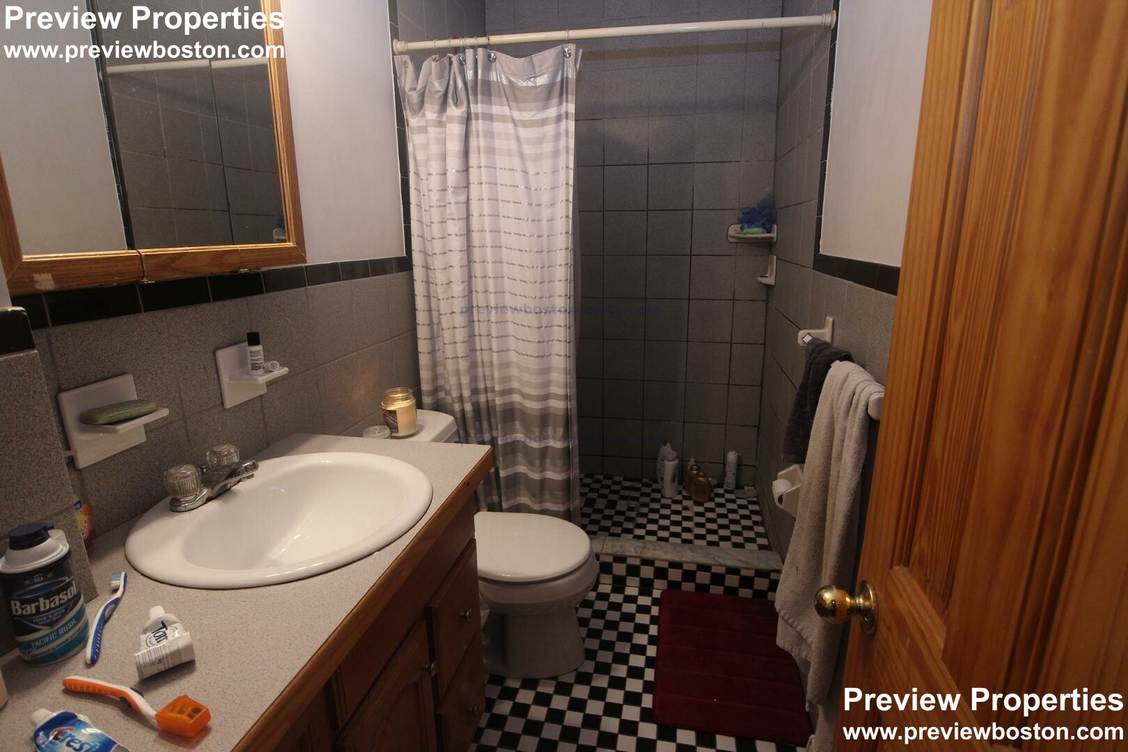 4 bed, 2 bath apartment for rent at 36 Brackett St Unit 3P, Oak Square — photo 8 of 10