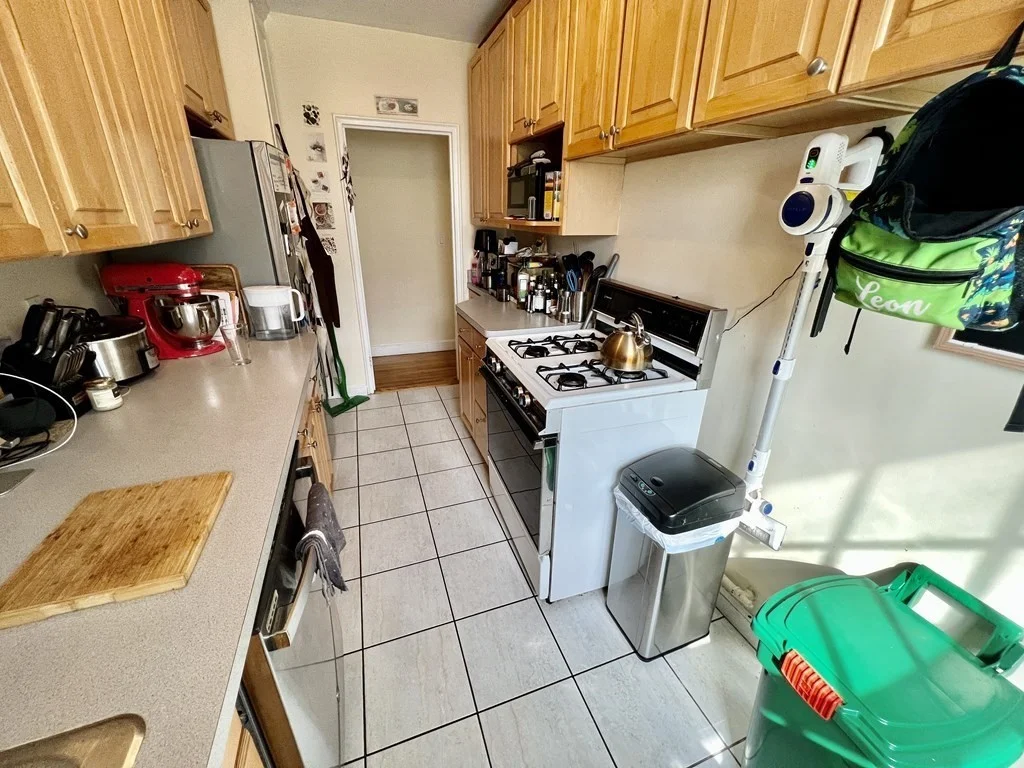 2 bed, 1 bath apartment for rent at 36 Browne St Unit 4, Brookline — photo 9 of 17