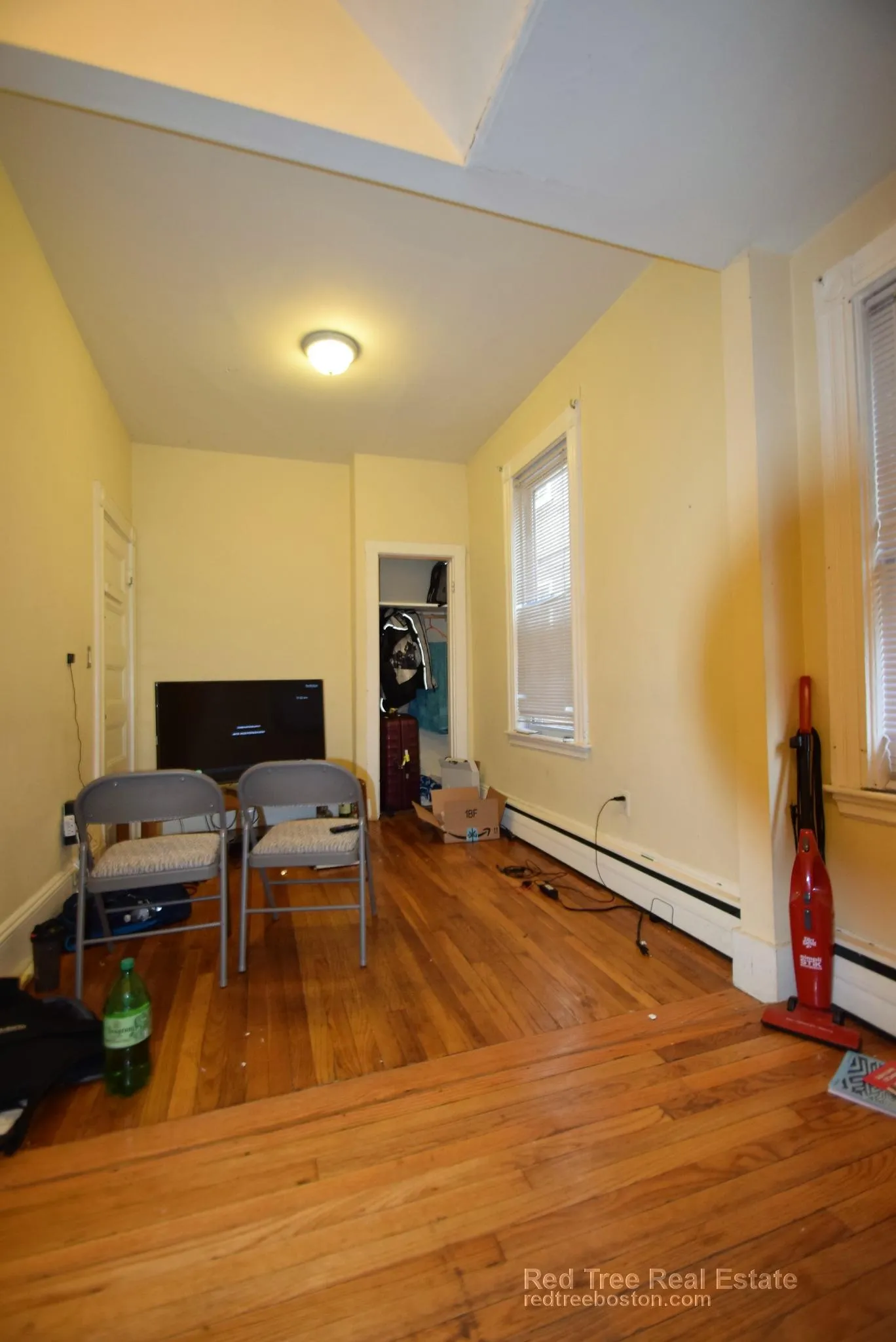 4 bed, 2 bath apartment for rent at 36 Cherokee St Unit 1, Mission Hill — photo 5 of 16