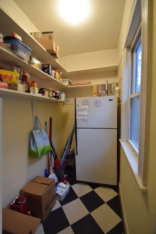 5 bed, 2 bath apartment for rent at 36 Cherokee St Unit 2, Mission Hill — photo 6 of 12