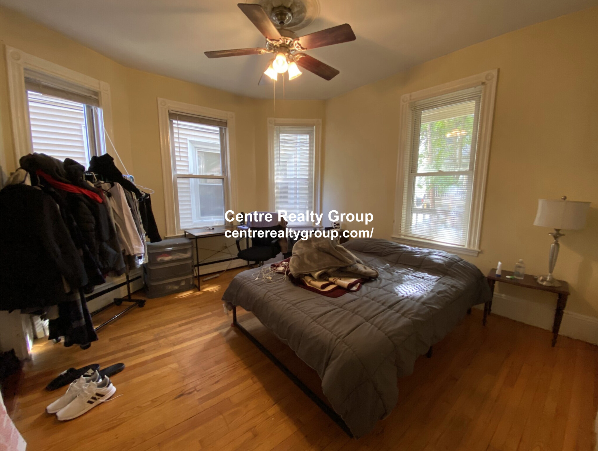 5 bed, 2 bath apartment for rent at 36 Cherokee Unit 3, Mission Hill — photo 4 of 8