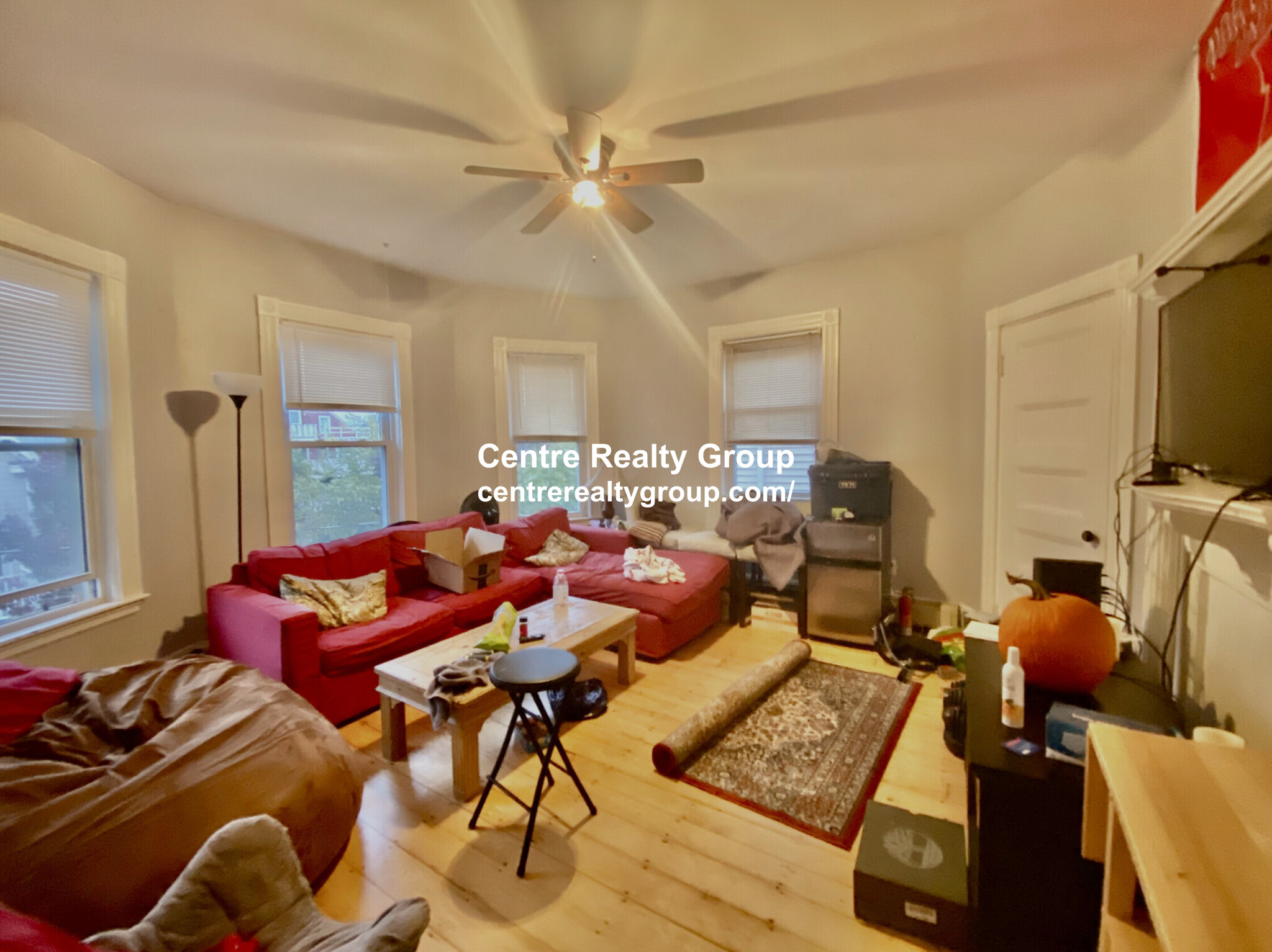 5 bed, 2 bath apartment for rent at 36 Cherokee Unit 3, Mission Hill — photo 3 of 8