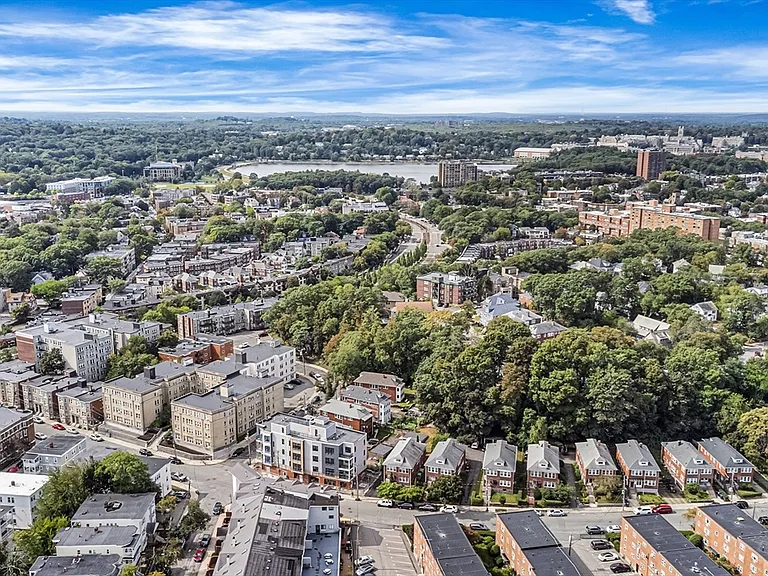 1 bed, 1 bath apartment for rent at 36 Colborne Rd Unit 5, Brighton — photo 6 of 11