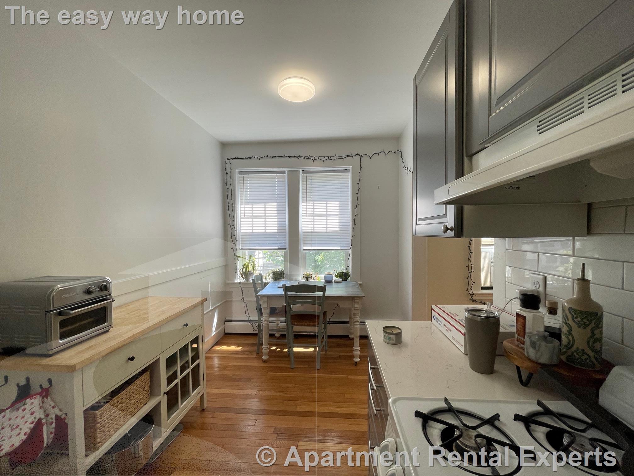 1 bed, 1 bath apartment for rent at 36 College Ave Unit 25, Davis Square — photo 2 of 8