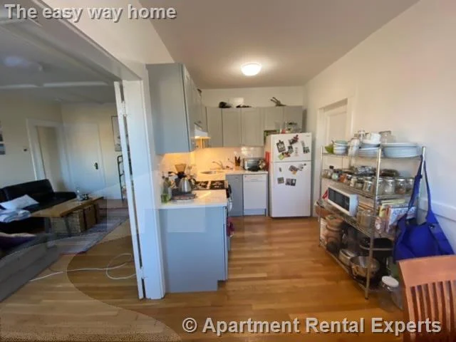 2 bed, 1 bath apartment for rent at 36 College Ave Unit 31, Davis Square — photo 9 of 23